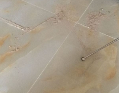 桂阳瓷砖空鼓维修公司分享粘合剂选择不当在瓷砖铺贴过程中可能导致以下问题